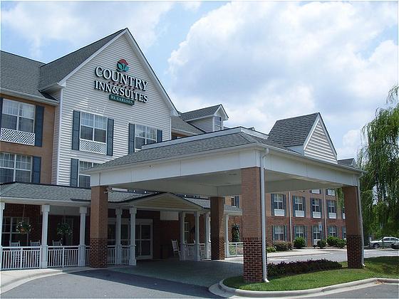 Country Inn And Suites By Carlson Charlotte University Place