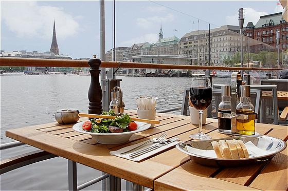 Vier Jahreszeiten, Hamburg